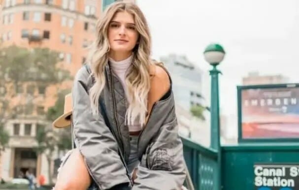 Bella Denapoli: Wiki, Bio, Age, Height, Career, Boyfriend, Net Worth 2023 - networth, wiki, biography