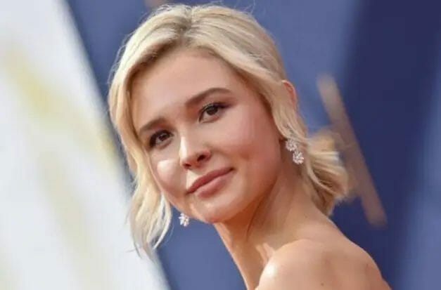 Isabel May: Net Worth, Wiki, Bio, Age, Height, Career, Family, Boyfriend 2023 - networth, wiki, biography