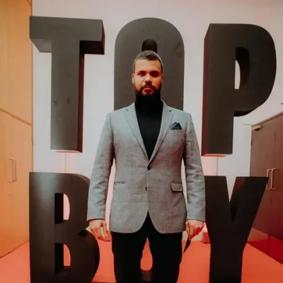 Howard Charles- Wiki, Age, Height, Net Worth, Girlfriend, Ethnicity, Career - networth, wiki, biography