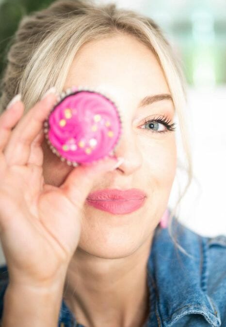 Kayla Giddings Bio, Age, Married, Parents, Is It Cake, Too? - networth, wiki, biography