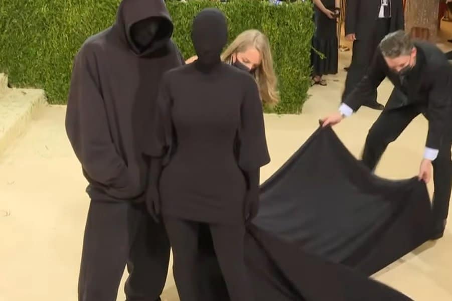 16 of the Most Iconic Celebrity Outfits of All Time 2023 - networth, wiki, biography