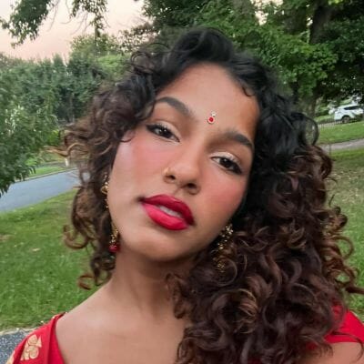 Parijita Bastola- Wiki, Age, Songs, Boyfriend, Net Worth, Ethnicity, Career - networth, wiki, biography