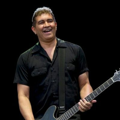 Pat Smear- Net Worth, Wiki, Age, Height, Wife, Ethnicity 2023 - networth, wiki, biography
