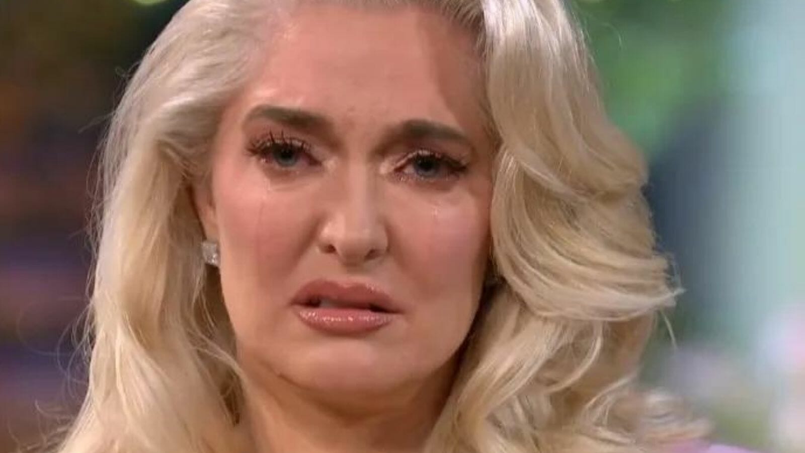 RHOBH’s Erika Jayne is being dragged by fans for her “uncomfortable” residency in Las Vegas 2023 - networth, wiki, biography