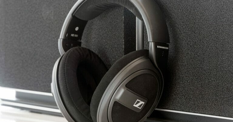Sennheiser HD 569 review - networth, wiki, biography