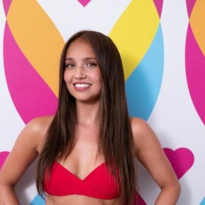 Who Is Amber Wise From “Love Island” Season 10? - networth, wiki, biography