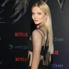 Freya Allan: Net Worth, Wiki, Bio, Age, Family, Acting Career, Boyfriend, Height 2023 - networth, wiki, biography