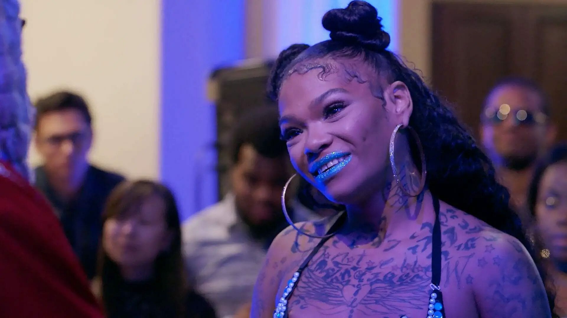 Apple Watts: Net Worth, Wiki, Bio, Age, Family, Career, Husband, Kids 2023 - networth, wiki, biography