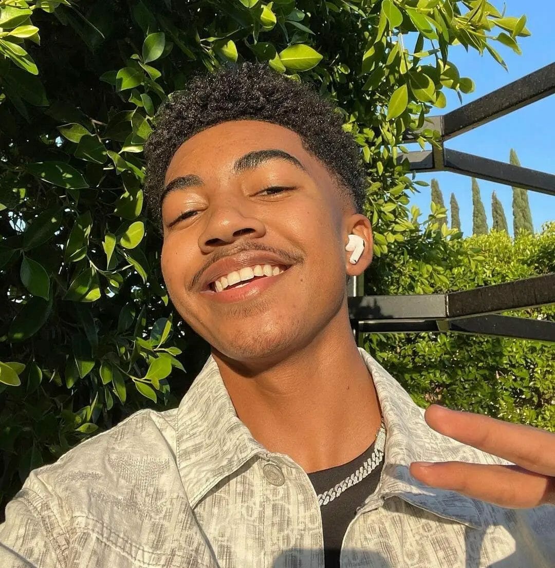 Miles Brown: Net Worth, Wiki, Bio, Age, Girlfriends, Family, Voice Actor 2023 - networth, wiki, biography