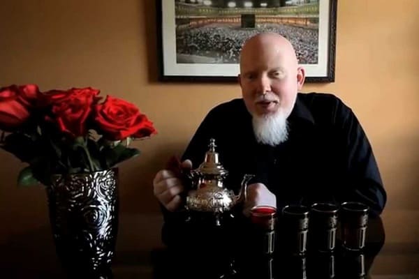 10 Famous Albino People 2023 - networth, wiki, biography