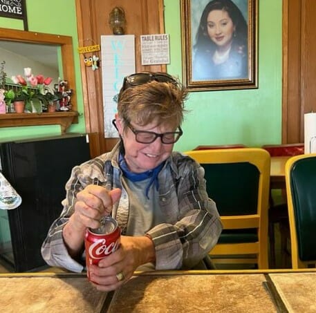 Cindy Hayter Bio, Age, Husband, Instagram, Barbecue Showdown - networth, wiki, biography