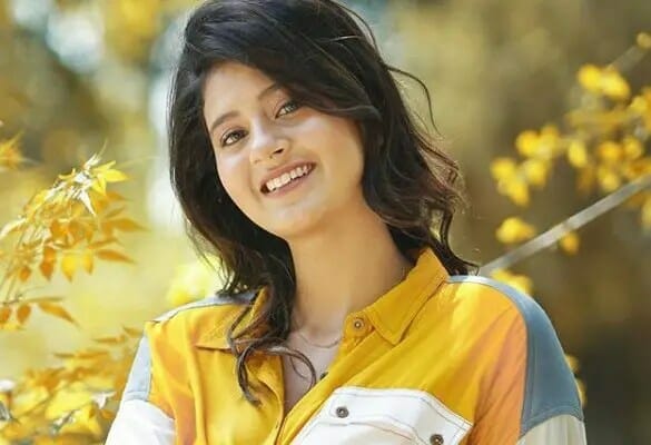 Anjali Arora: Wiki, Bio, Age, Family, Boyfriend, Caste, Net Worth 2023 - networth, wiki, biography