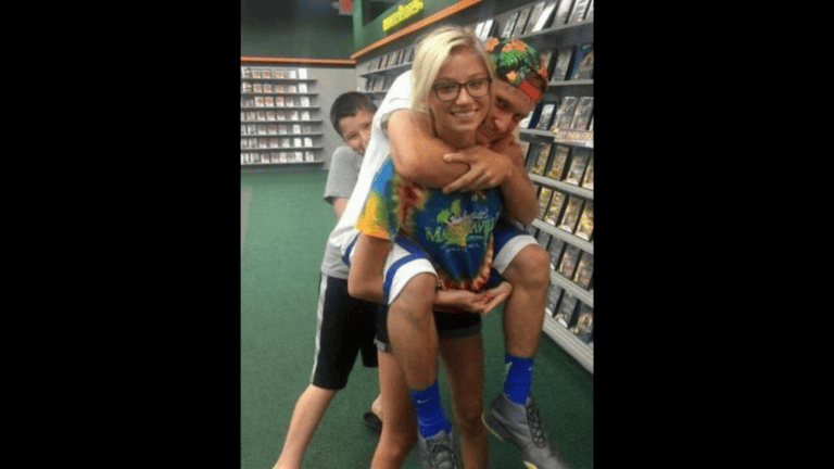 This optical illusion involving 3 people will leave you bewildered - networth, wiki, biography