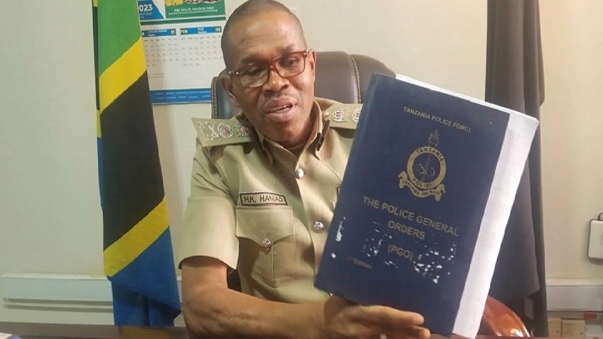 VIDEO: Ya Askari Shoga Zanzibar Gay Policeman!! Video Of The Police Officer 2023 - networth, wiki, biography