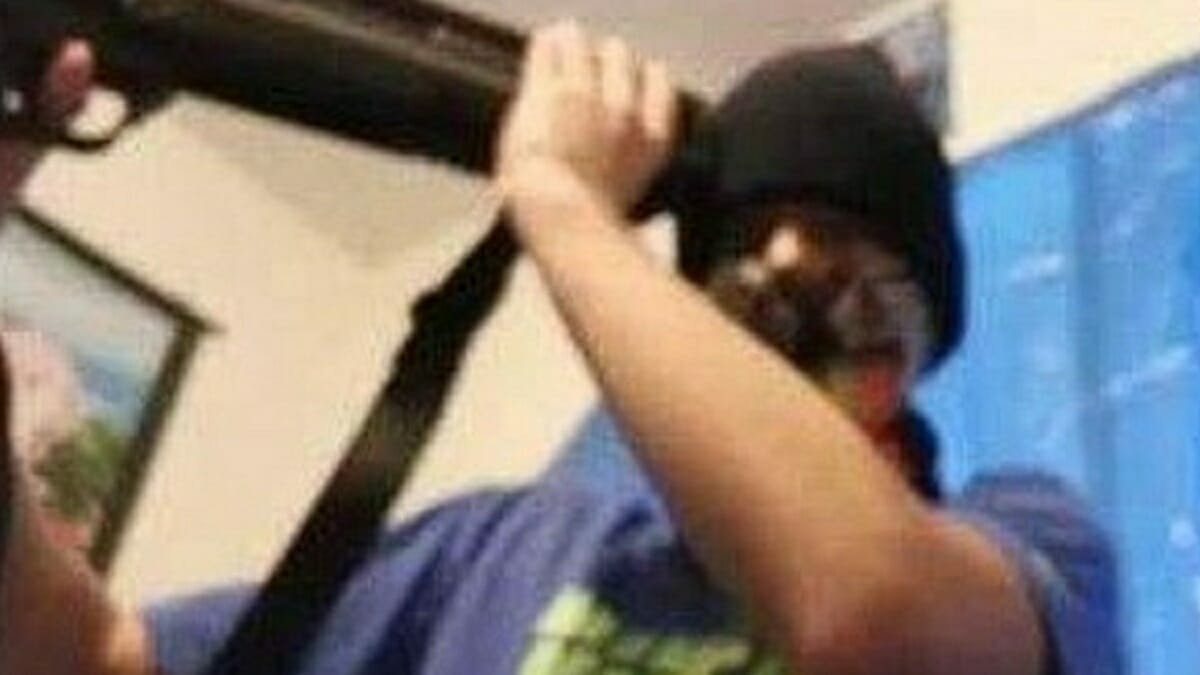 WATCH: Shuaib Aslam Incident Video Surfaced on Social Media 2023 - networth, wiki, biography