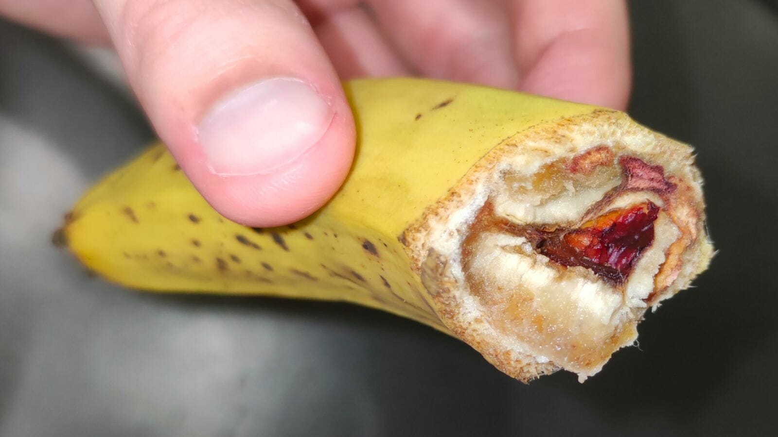 What type of red banana “mushroom” virus is making netizens crazy? 2023 - networth, wiki, biography