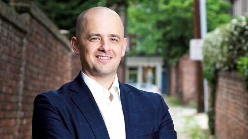 Evan McMullin: Wiki, Bio, Height, Age, Wife, Net Worth, Party, Family 2023 - networth, wiki, biography