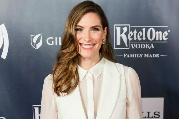 Sarah Levy (Schitt’s Creek): Wiki, Bio, Height, Age, Husband, Net Worth 2023 - networth, wiki, biography