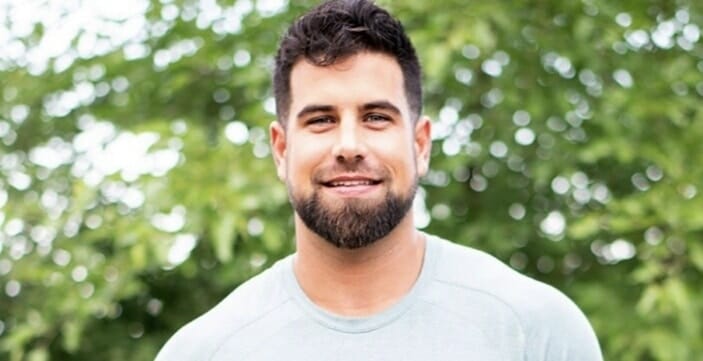 Blake Moynes: Wiki, Bio, Age, Height, Birthday, Family, Girlfriend, Net Worth 2023 - networth, wiki, biography