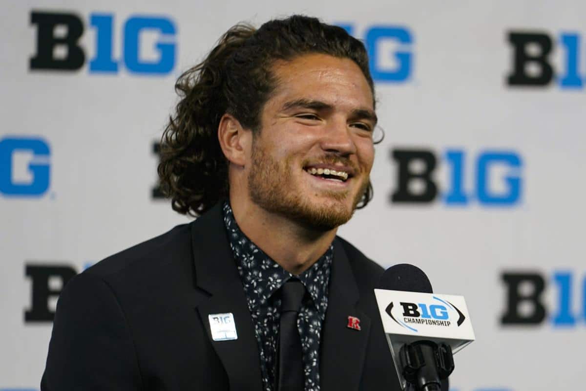 Noah Vedral: Wiki, Bio, Age, Parents, Girlfriend, Career 2023 - networth, wiki, biography