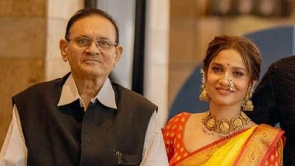 Ankita Lokhande Parents: Meet Shashikant and Vandana Pandis 2023 - networth, wiki, biography