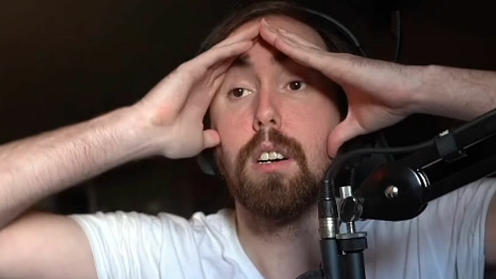Asmongold blasts Sssniperwolf amid Jacksfilms’ doxxing set 2023 - networth, wiki, biography