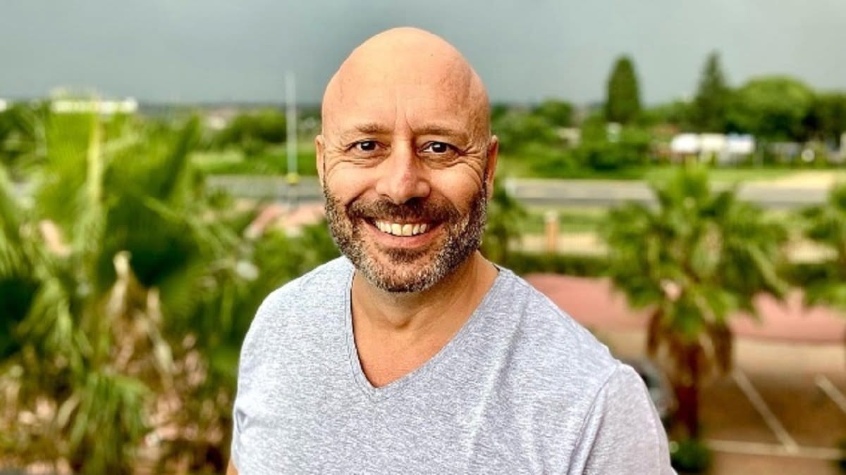 How did Mark Pilgrim die? Veteran radio and TV presenter dead at 53 2023 - networth, wiki, biography