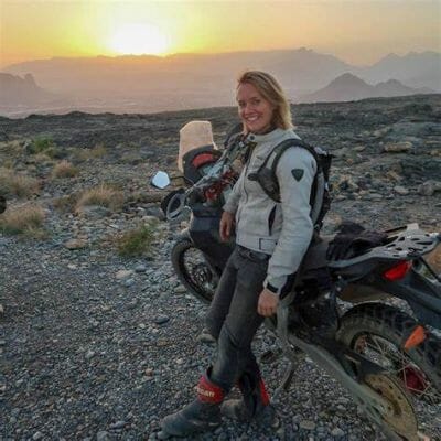 Itchy Boots- Wiki, Age, Height, Net Worth, Husband 2023 - networth, wiki, biography