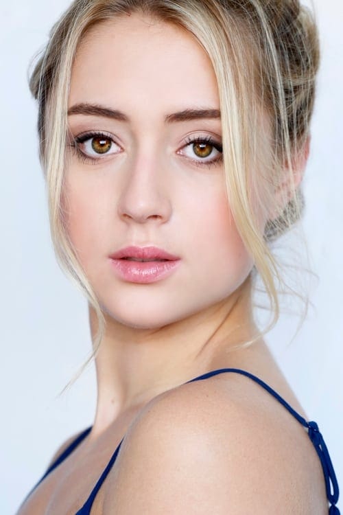 Lizze Broadway Wiki, Age, Height, Parents, Boyfriend, Ethnicity, Net Worth & Biography 2023 - networth, wiki, biography