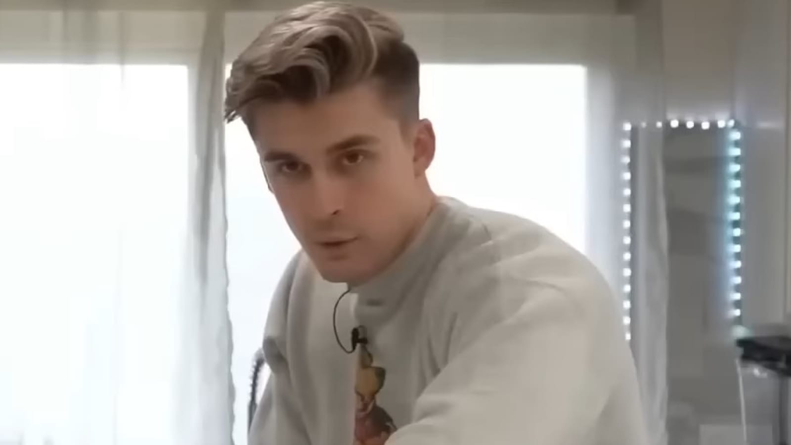 Ludwig streams on Twitch despite YouTube’s exclusivity agreement after CDawgVA’s mistake 2023 - networth, wiki, biography