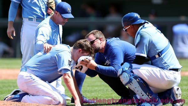 Royals Pitcher Hit In Face Video 2023 - networth, wiki, biography