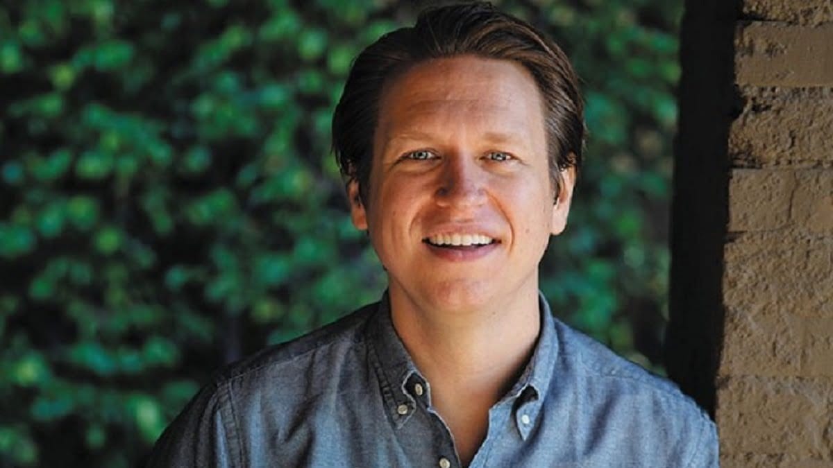 Who Are Pete Holmes’s Parents? 2023 - networth, wiki, biography