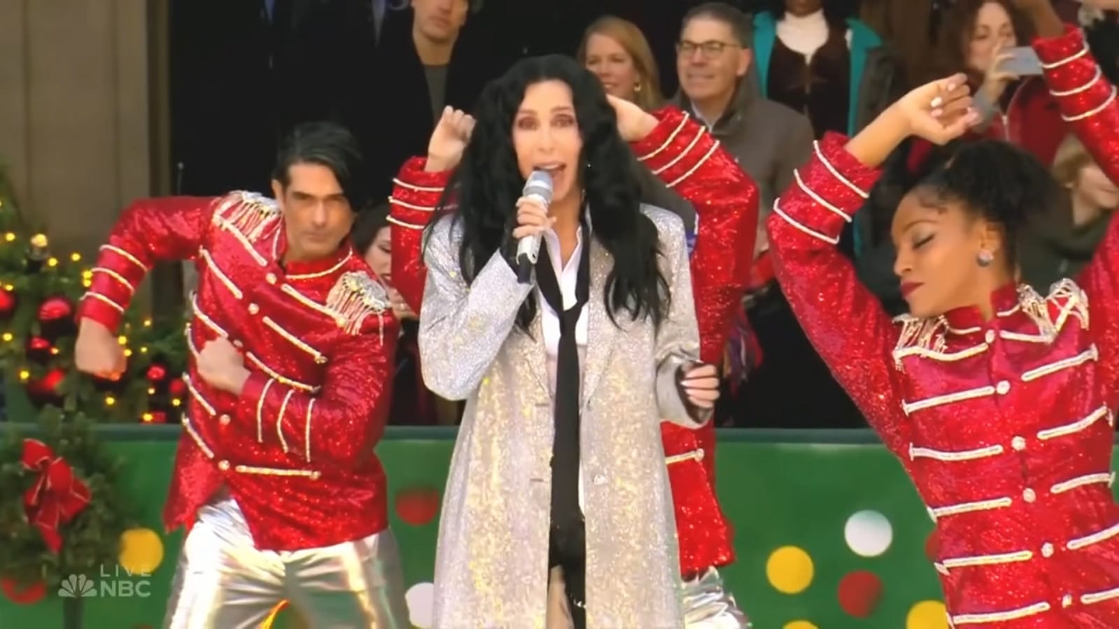 Flav fans love Cher at the Macy’s Thanksgiving Day Parade and fans approve 2023 - networth, wiki, biography