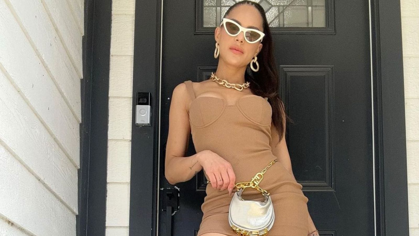 Selling Sunset fans are upset because Amanza Smith forced her co-worker to tell the “family” story. 2023 - networth, wiki, biography