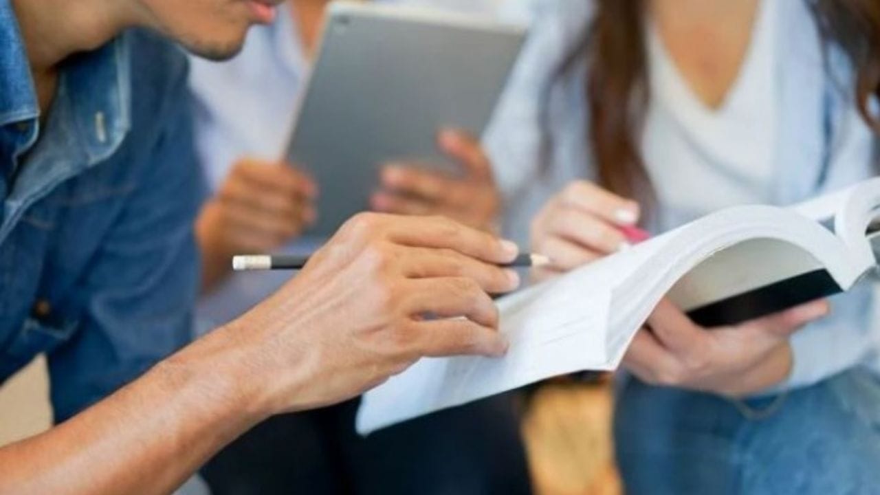 The road to a dual degree is difficult, colleges are ‘craving’! UGC has issued notice 2023 - networth, wiki, biography