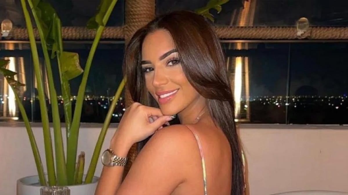 What Happened to Marwa Merazka? Video Taxi Goes Viral 2023 - networth, wiki, biography