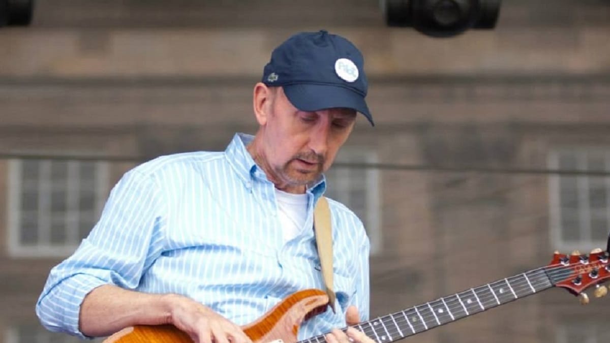 Who Is Ian Bairnson’s, Wife Leila? Meet guitarist Family 2023 - networth, wiki, biography