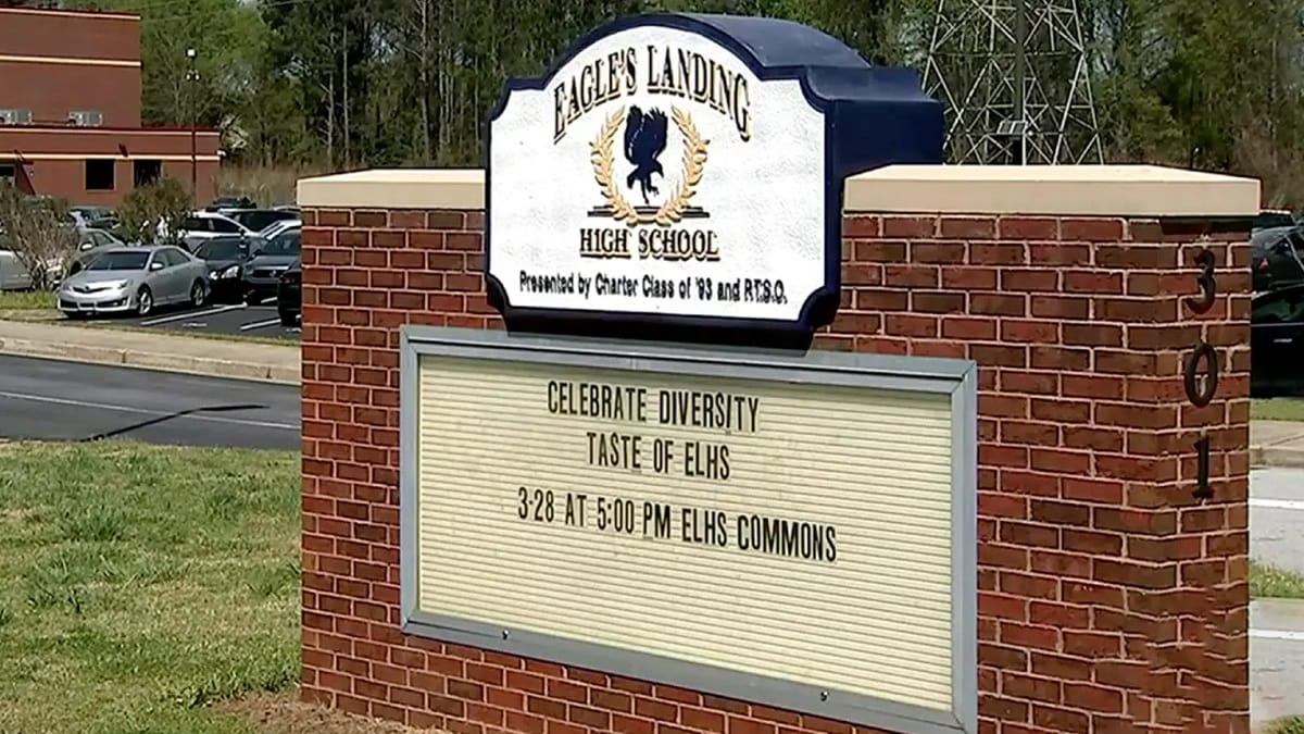 Who is Nia King? Video shows Georgia cop grabbing teacher by neck 2023 - networth, wiki, biography