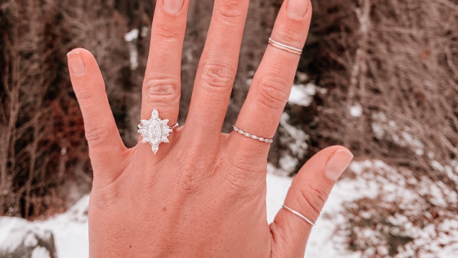Woman selling engagement rings bombarded with ‘creepy’ Facebook messages 2023 - networth, wiki, biography