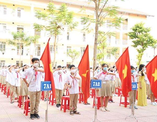Học lớp 7 bao nhiêu tuổi? Lớp 7 là 2k mấy?		 2023 | Khóa học lập trình cho trẻ em | lập trình game | lập trình web | lập trình scratch | lập trình python
